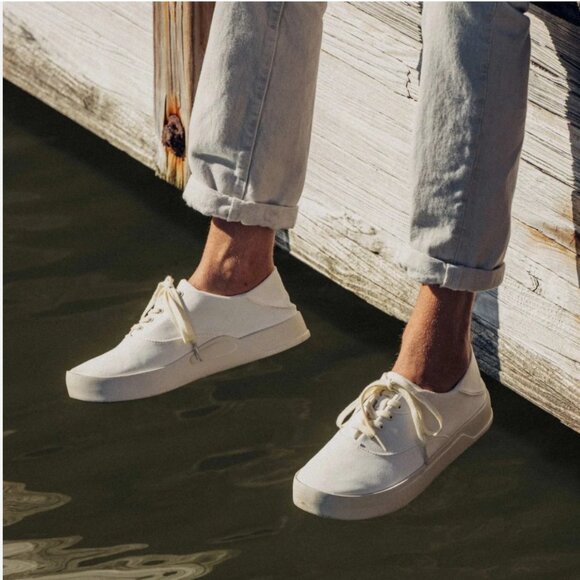 OluKai Tradewind Men's Lightweight Sneakers Size 11 $100 in Off White - Picture 1 of 14